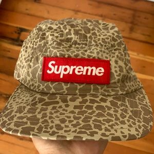 Supreme giraffe camo camp hat